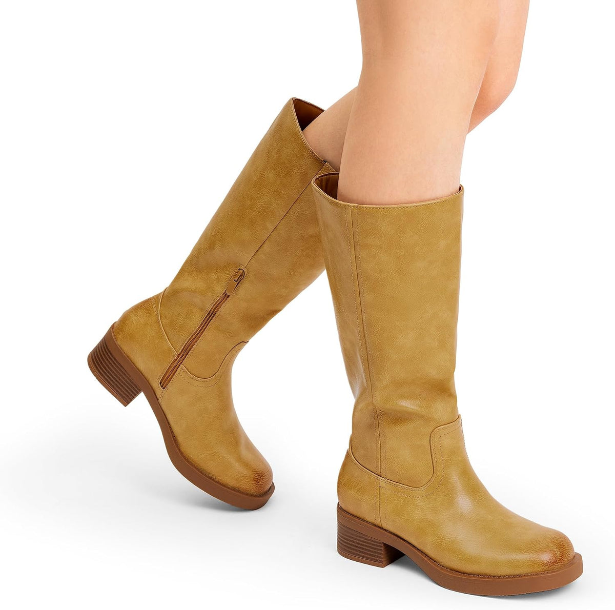 DREAM PAIRS Women's Square Toe Platform Chunky Block Heel Knee High Riding Boots – toe close-up