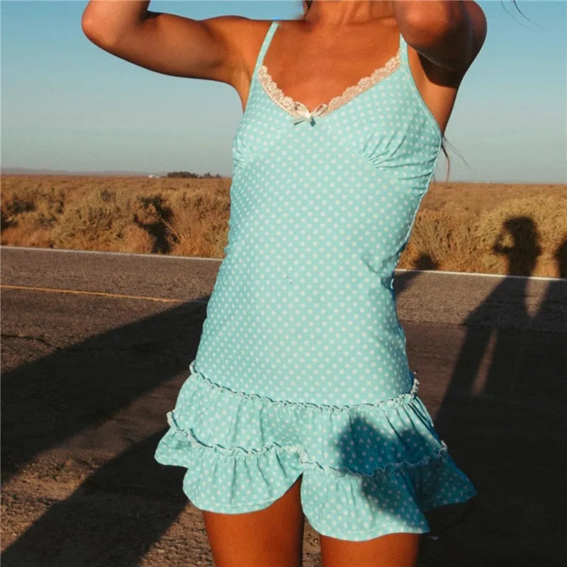 Women's blue polka dot dress for the summer, perfect for beach outings