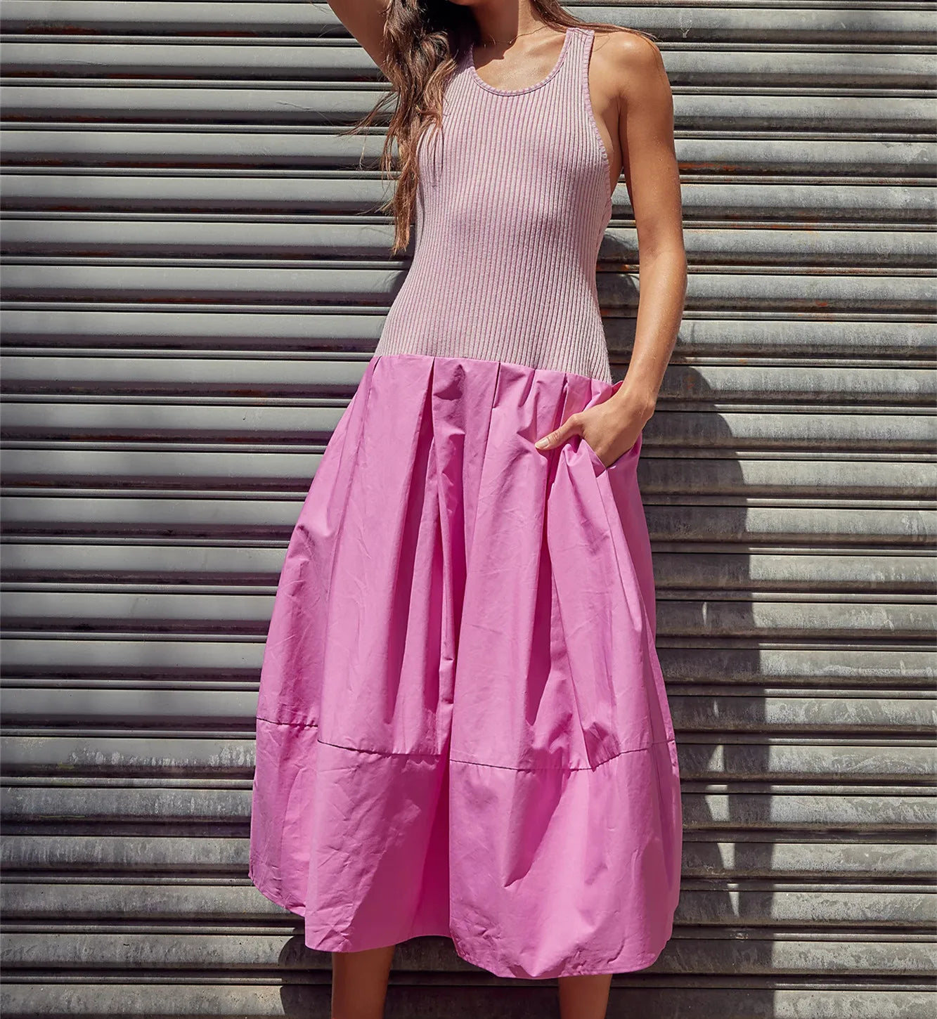 Women's pink summer dress for the summer, lightweight and stylish