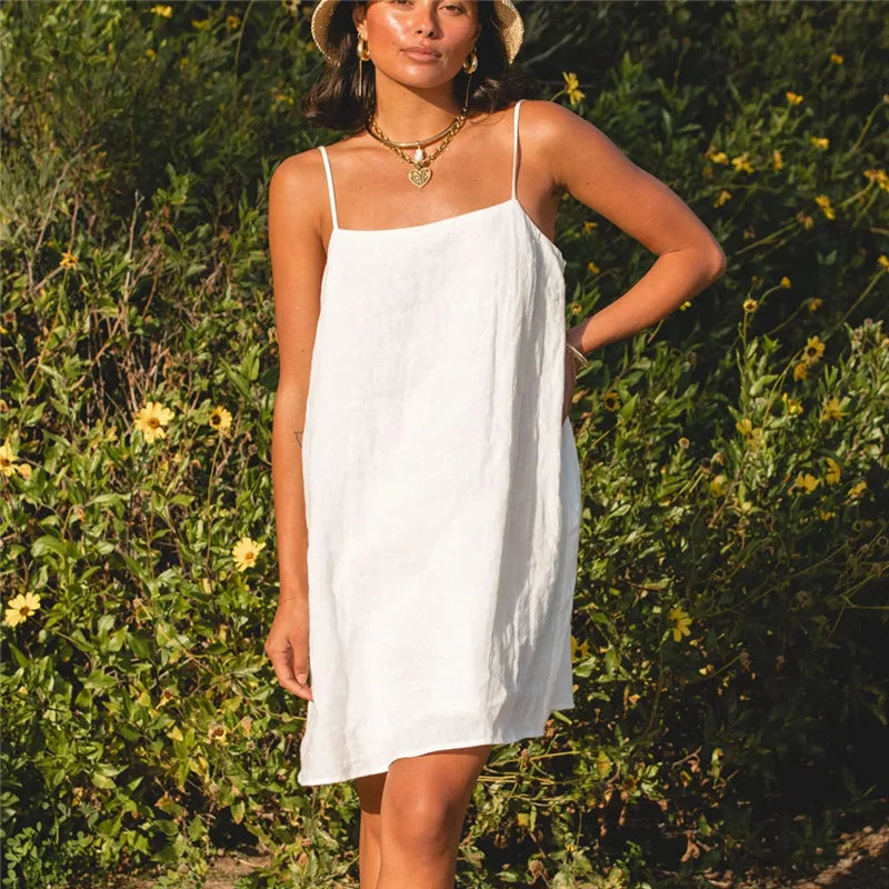Women's white linen dress for the summer, perfect for casual outings