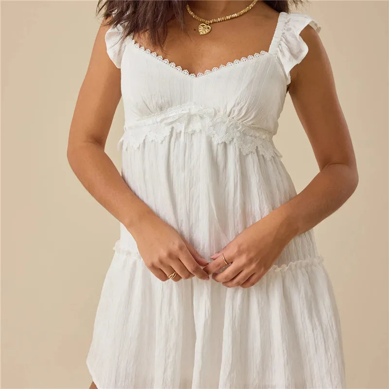White women's dress for the summer in lightweight fabric