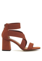 Women's brown strappy sandals for travel with block heel