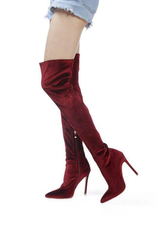 Elegant velvet boots in red with a thigh-high design and stiletto heel for stylish outfits