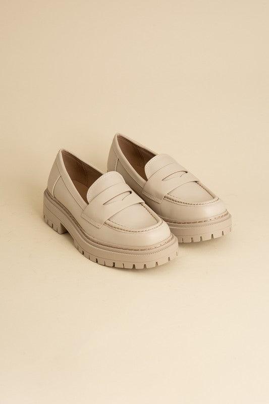 Women's Shoes - Flats Eureka Classic Loafers