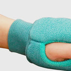 Green exfoliating gloves for dead skin, perfect for smooth skin