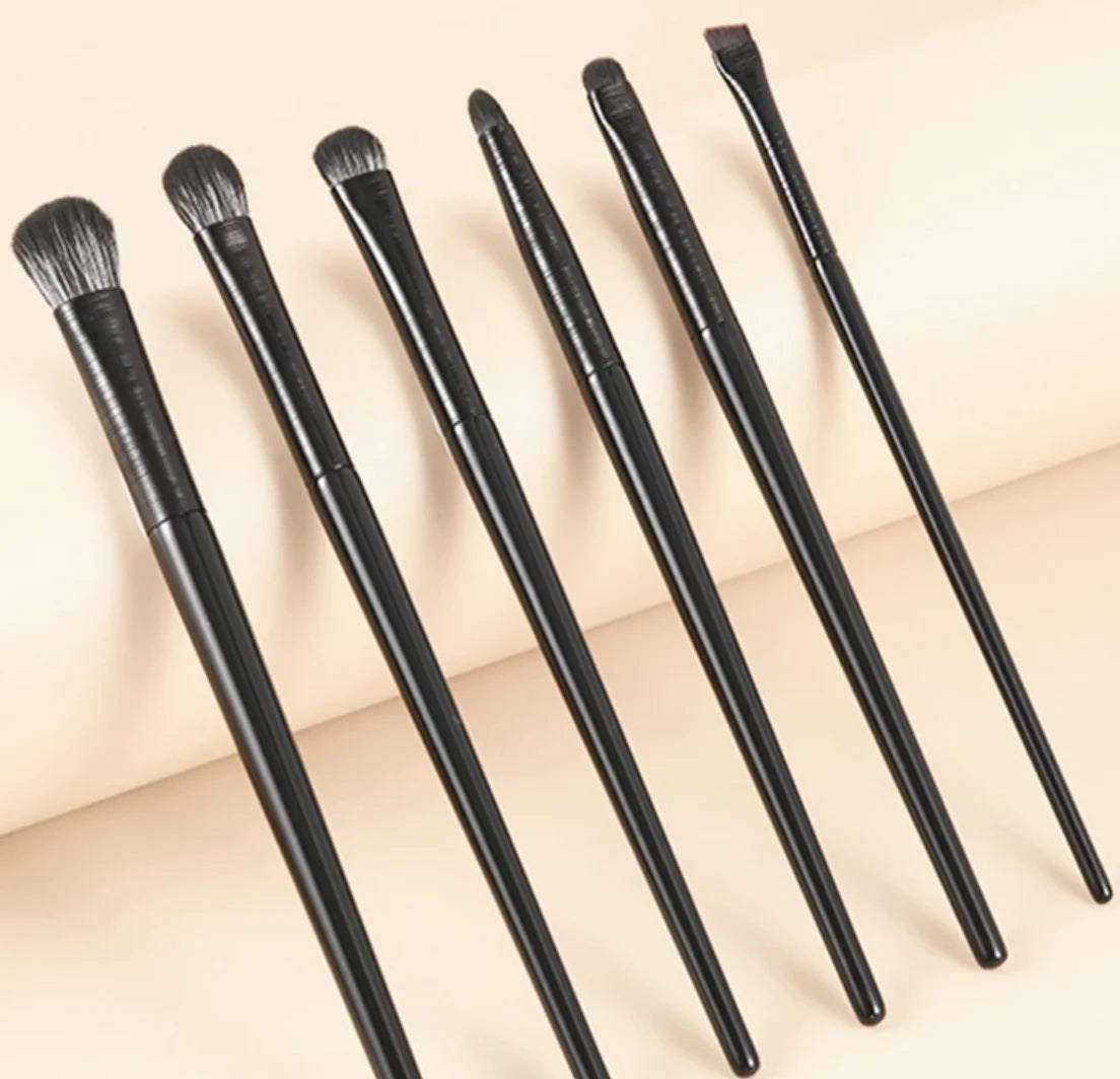 6-piece soft eye makeup brush set for eyeshadow eyeliner and brows (photo 5 of 5)