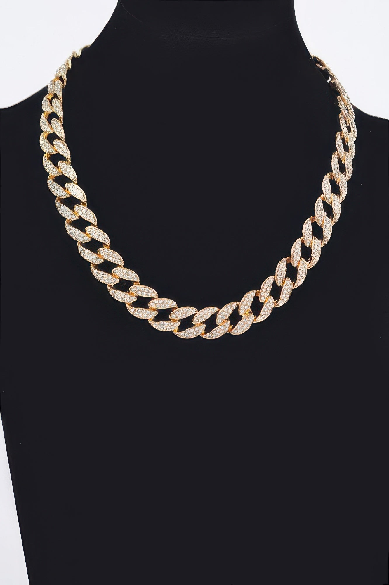 VacationGrabs men's fashion hammered chain necklace in gold with sparkling stones on black bust