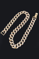 VacationGrabs men's fashion hammered chain necklace in gold with embedded sparkling stones