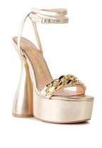 Rag Company fashionable vacation sandals with stylish golden chain and platform heel