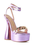 Stylish Rag Company fashionable vacation sandals with chunky heel and chain detail in lavender