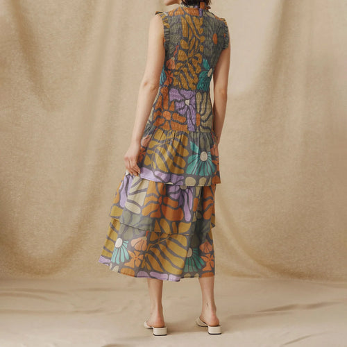 Women's floral dress in multicolor tiers, ideal for summer outings