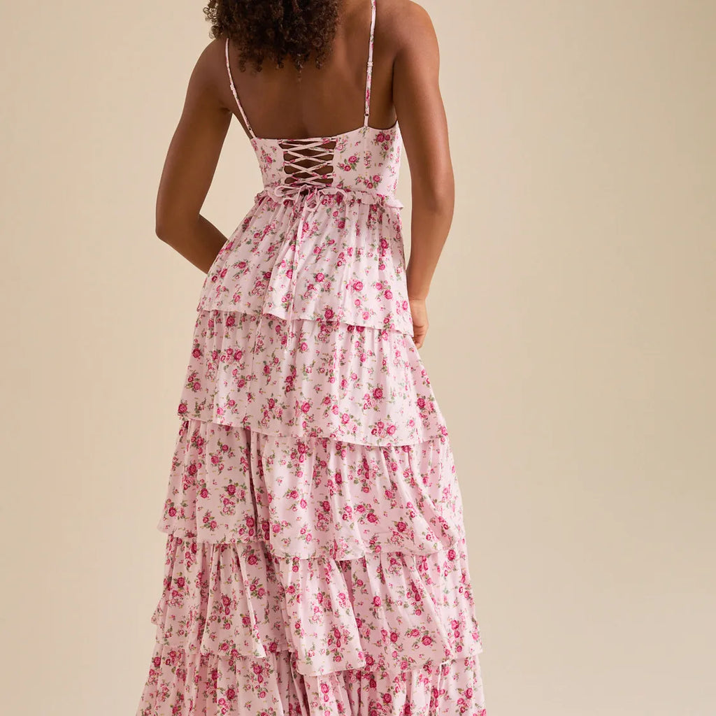 Women's floral dress dress, tiered design, perfect for summer outings
