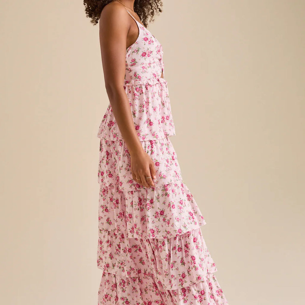 Women's floral dress, pink, lightweight fabric, ideal for summer outings