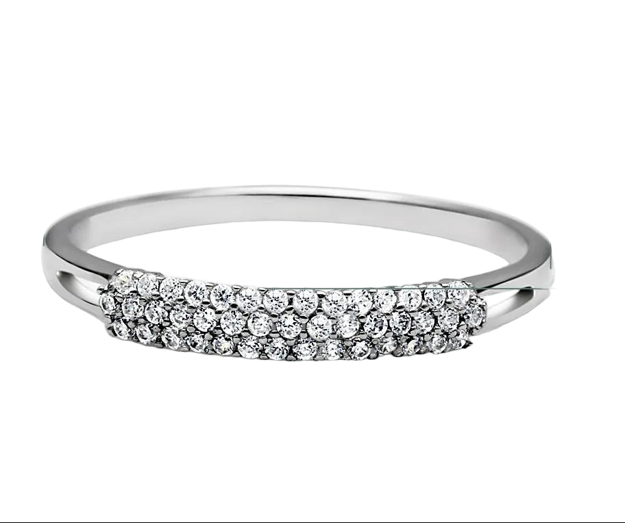 Elegant women's ring from VacationGrabs with sparkling stones, perfect as gift jewelry.