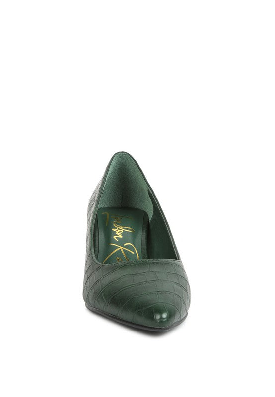 Women's green dress pumps for travel in textured faux leather