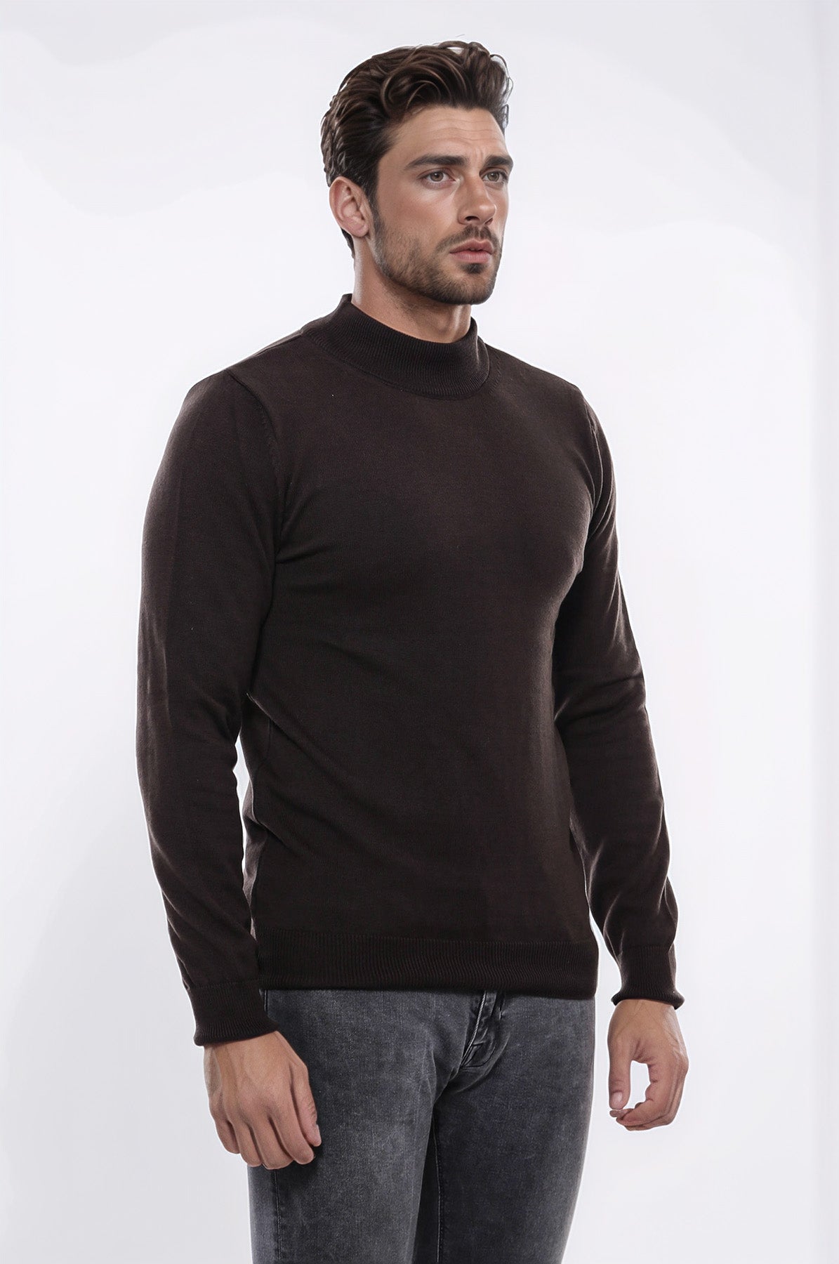 Half Turtleneck Brown Knitwear Sweater – side view