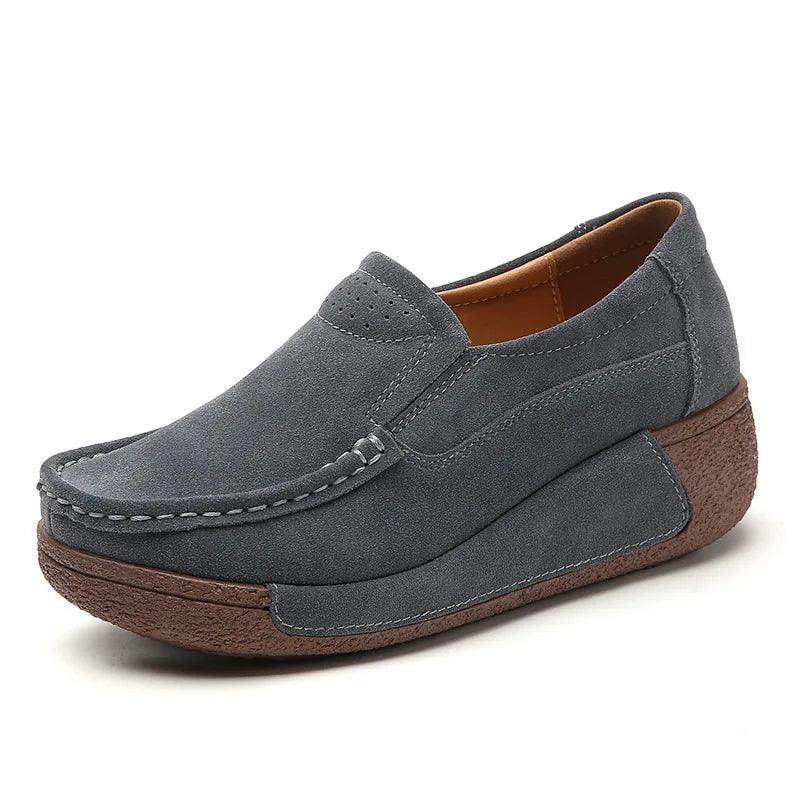 Women's gray flats with platform, perfect for casual outings