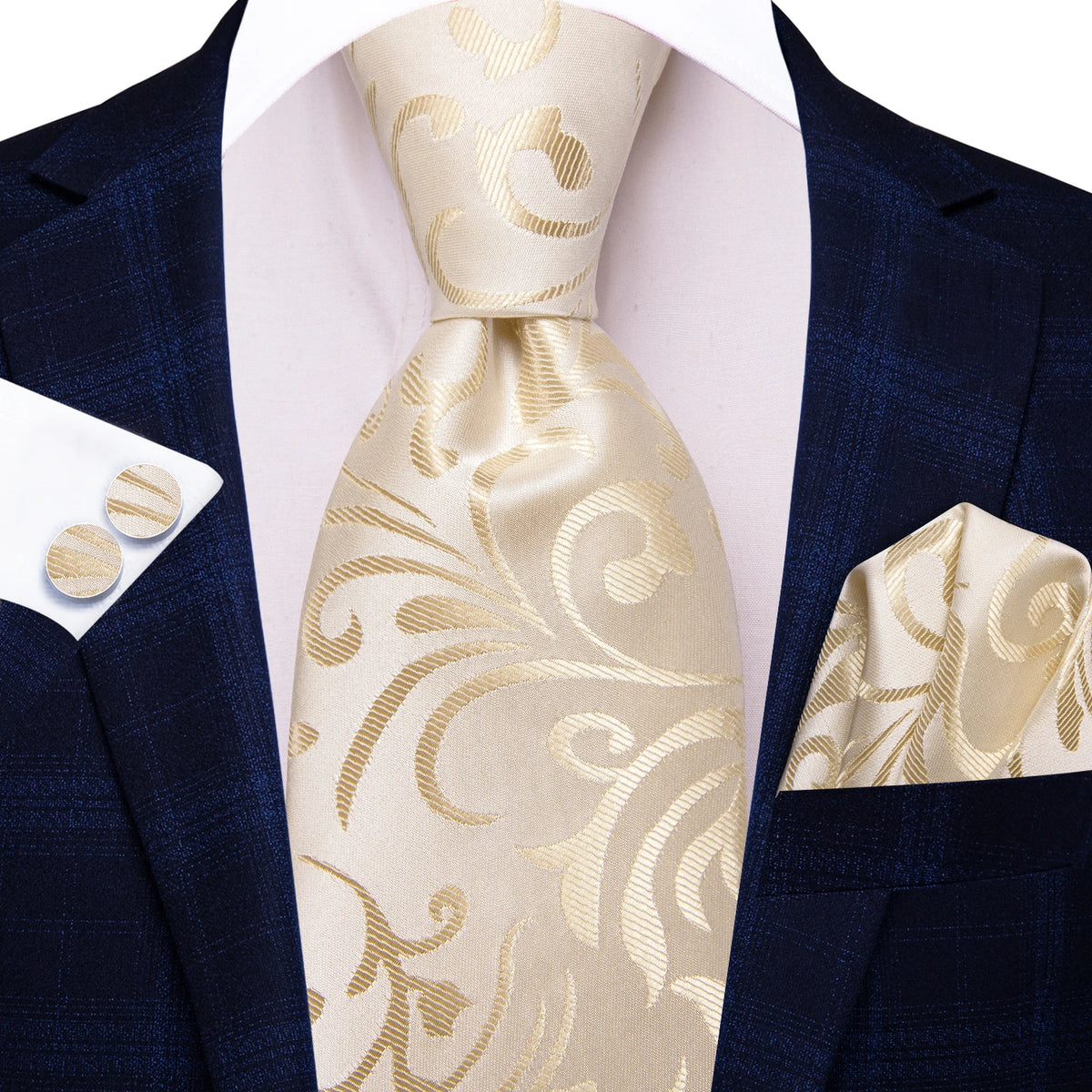 Gold patterned necktie with matching pocket square for formal occasions