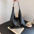 women's retro tote bag in black, stylish leather for everyday use
