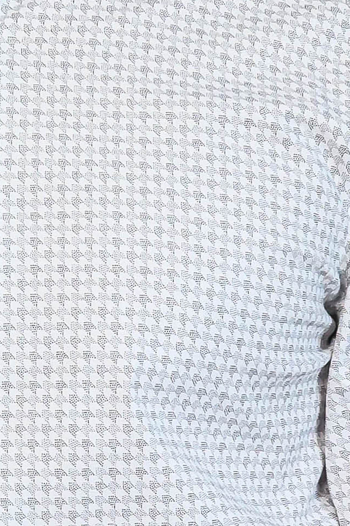 Houndstooth Pattern Slim Fit Ecru Men Shirt by Wessi – detail view