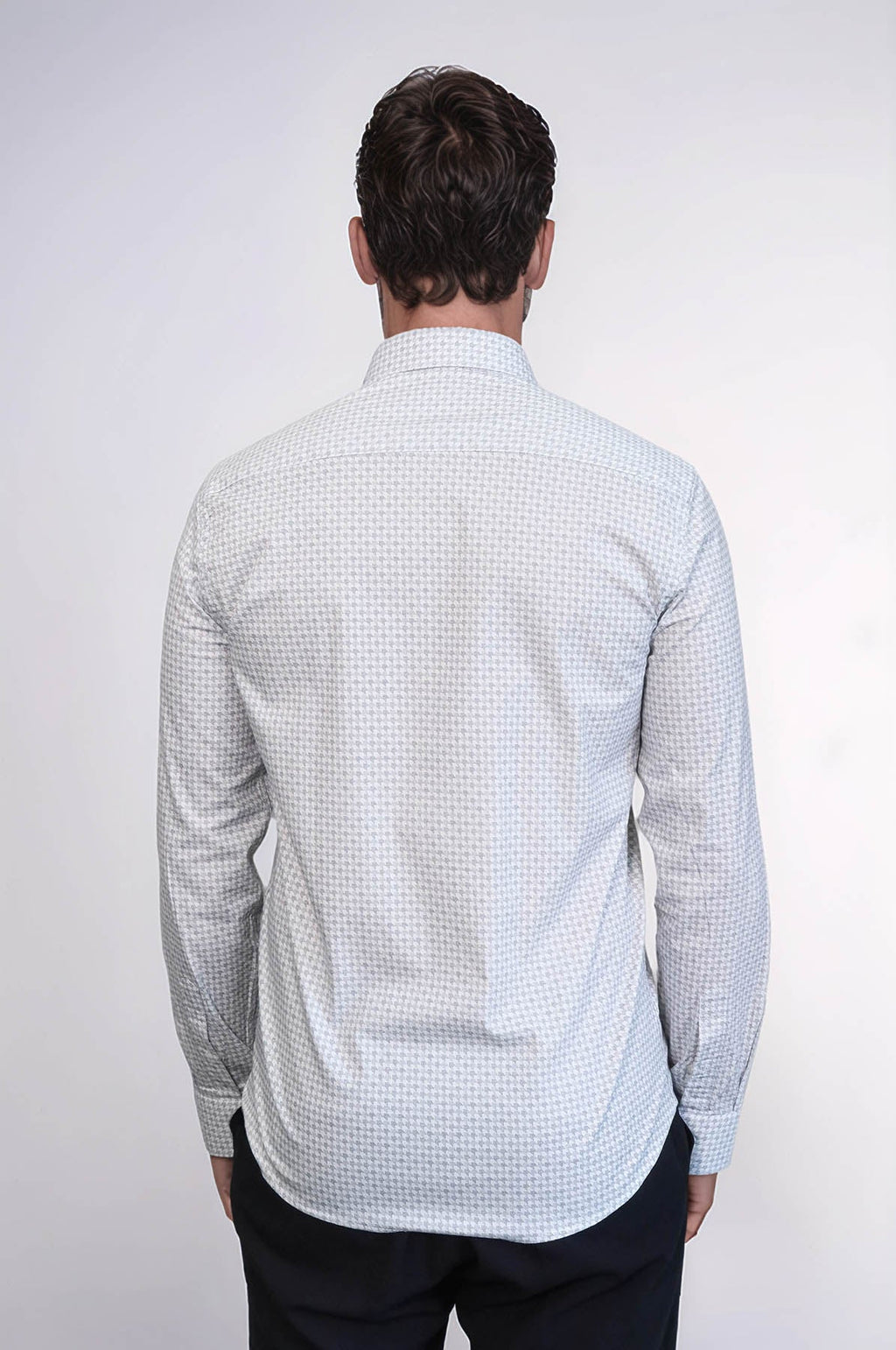 Houndstooth Pattern Slim Fit White Men Shirt by Wessi – fabric detail view