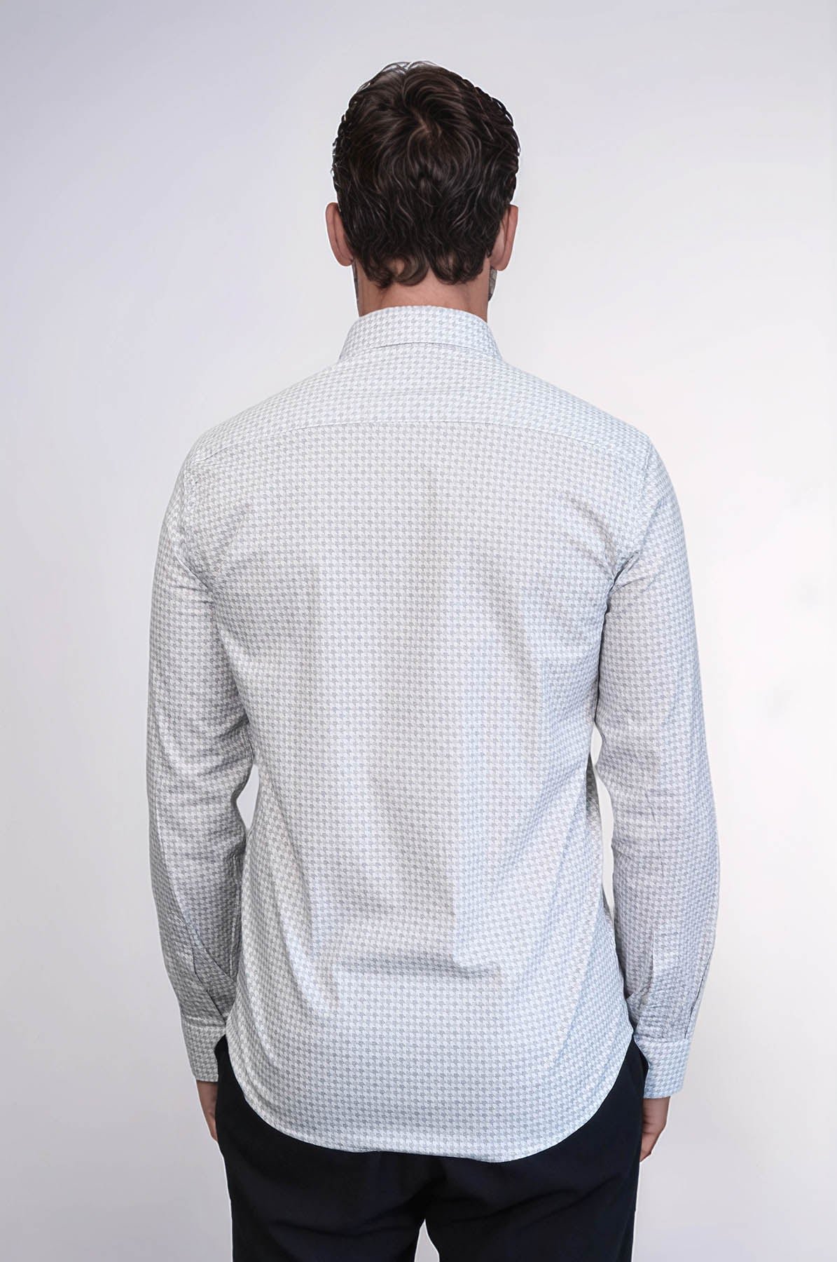 Houndstooth Pattern Slim Fit White Men Shirt by Wessi – fabric detail view