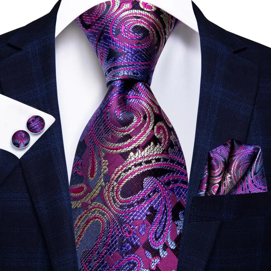 Men's purple paisley tie and pocket square, learn how to tie men's tie