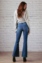 Women's blue jeans with flare, perfect for casual outings