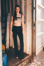 Women's black jeans with flare, perfect for casual outings