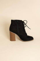 Fortune Dynamic Kidman ankle boots in black with a stylish lace-up design and chunky heel