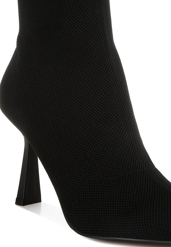 Kintley heeled ankle boots in black with a sleek design and stylish high heel