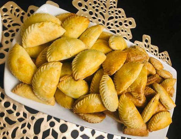Kitchenware 2-in-1 Dough Press Dumpling Empanada Maker - VacationGrabs