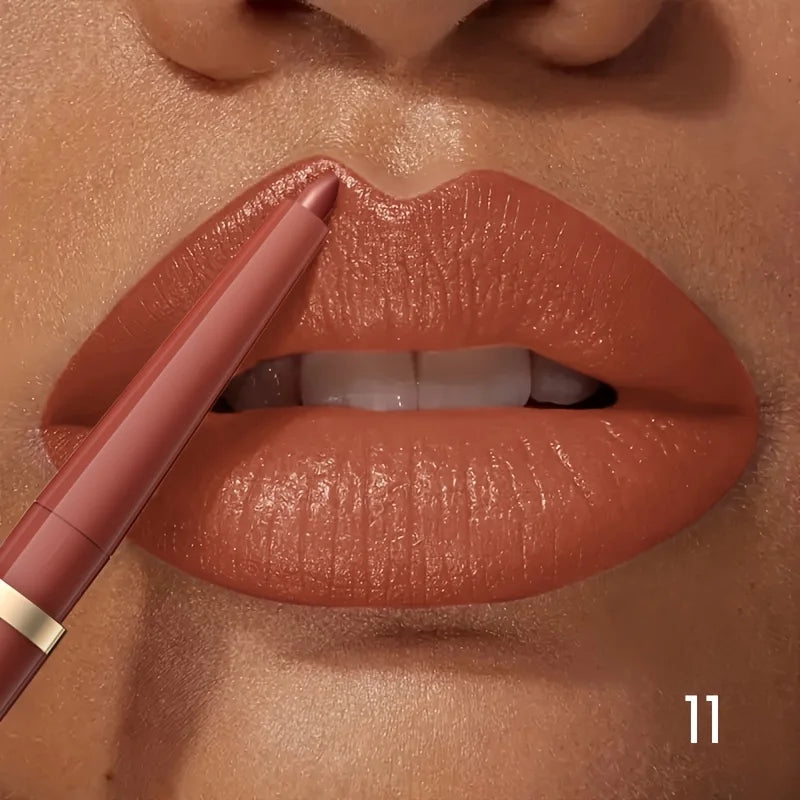 Matte lipstick and pencil, perfect for defined lips with lip liner