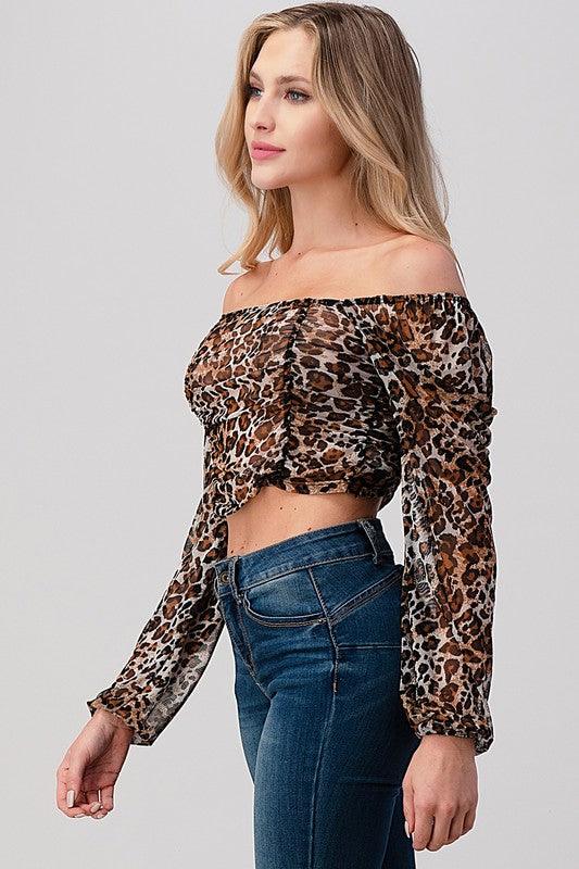 Women's Shirts - Cropped Tops Leopard Mesh Crop Top