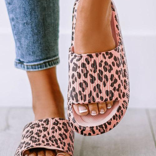 Women's Shoes - Slippers Leopard Print Thick Sole Slip On Slippers