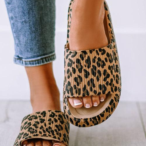 Women's Shoes - Slippers Leopard Print Thick Sole Slip On Slippers