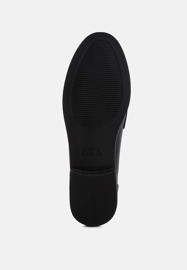 Women's black loafers from London Rag International, stylish and versatile