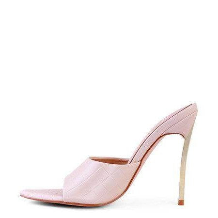 Stylish pink heels with a high stiletto heel, perfect for special occasions and elegant outfits