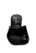 Women's black intertwined toe ring heeled sandals for stylish occasions