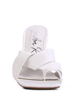 White intertwined toe ring heeled sandals for elegant women's fashion