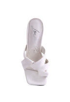 Women's white intertwined toe ring heeled sandals for stylish occasions