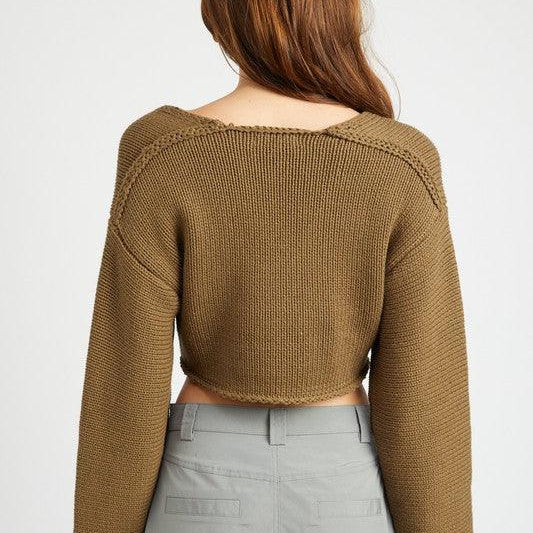 Women's Shirts - Cropped Tops Long Sleeve V Neck Crop Top