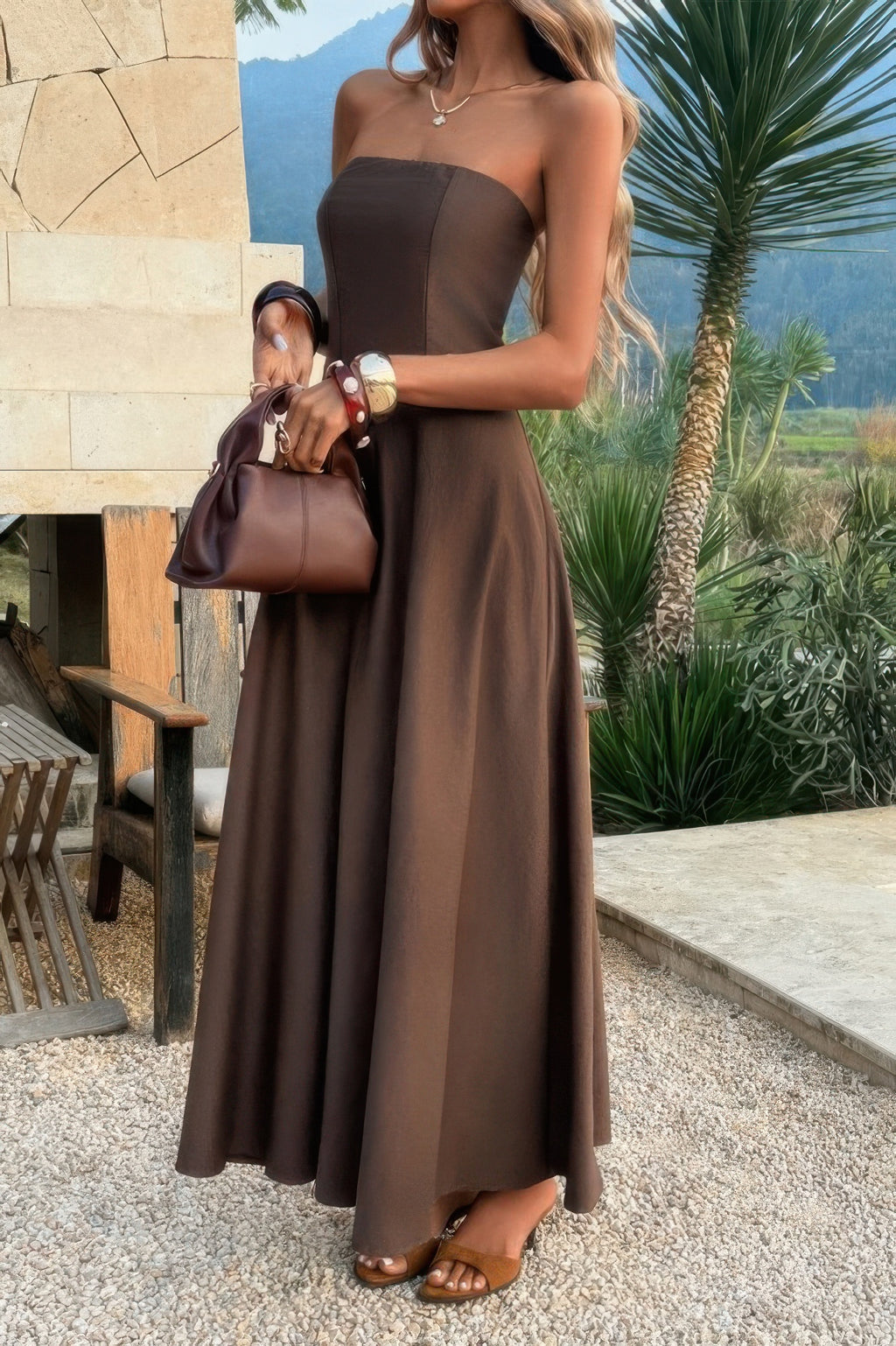 Brown long sleeveless dress, ideal for summer outings and events
