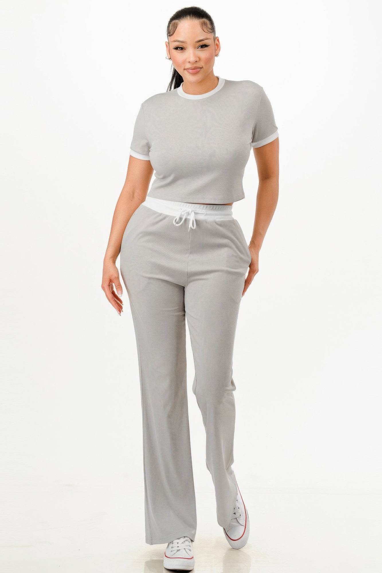 Stylish Women's Ribbed Contrast Binding Lounge Set in Light Gray for Comfortable Casual Wear