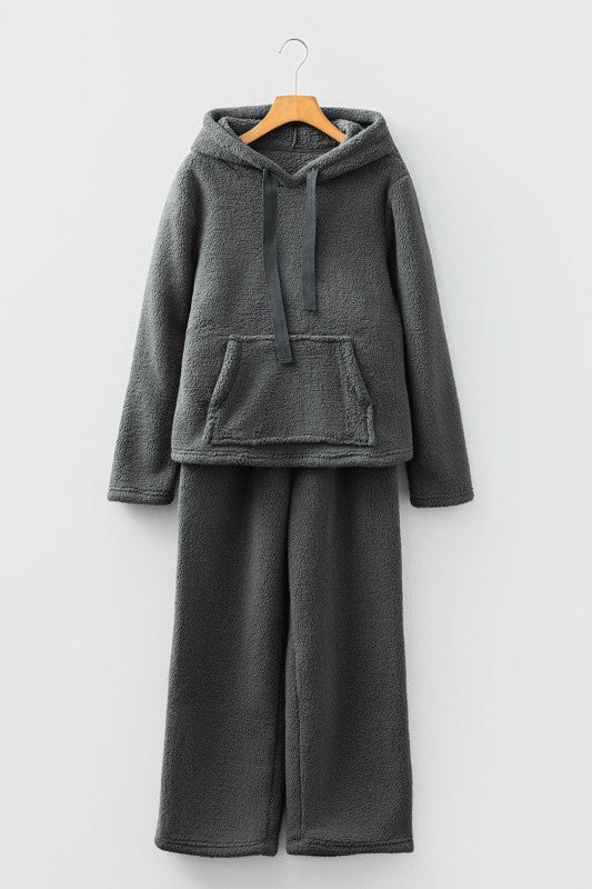 Women's loungewear set in soft gray fleece, perfect for relaxing