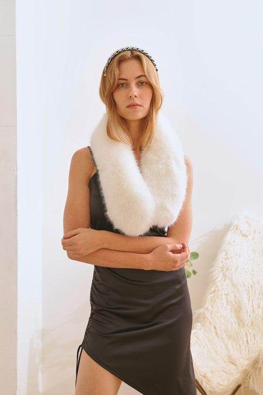 Bella Chic luxury faux fur fashion collar worn by a model in a sleek black dress