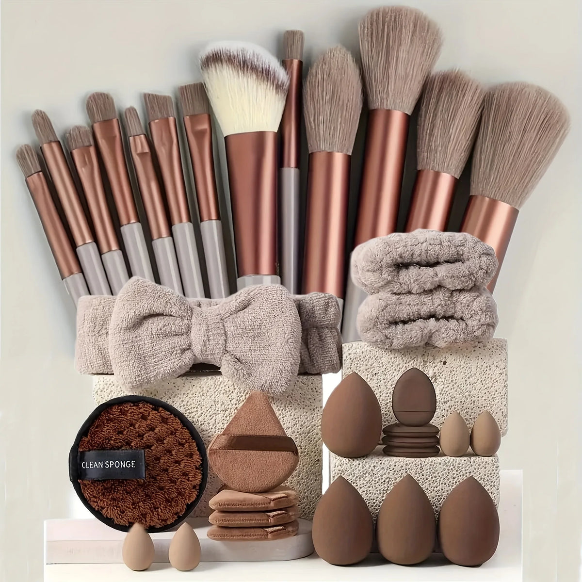 professional makeup brush set with soft bristles for beginners (photo 10 of 10)