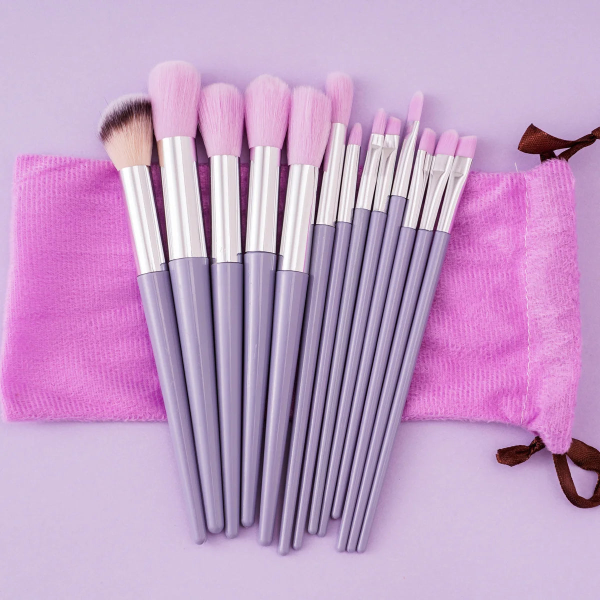 professional makeup brush set with soft bristles for beginners (photo 3 of 10)