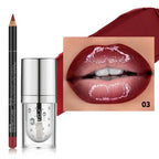 Lip liner and gloss for defined lips with lip liner in bold red