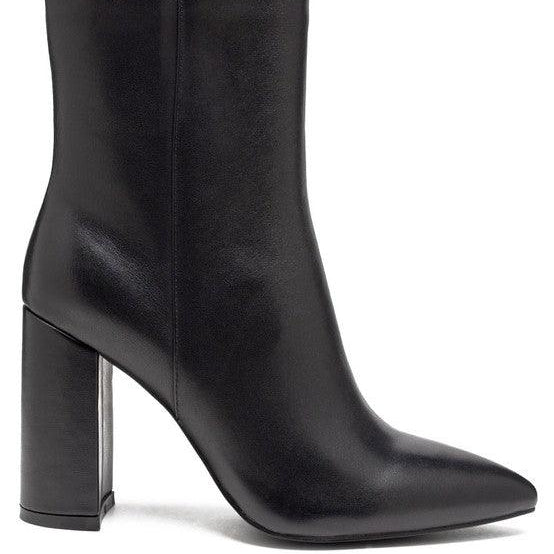 Women's Shoes - Boots Margen Ankle-High Pointed Toe Block Heeled Boot